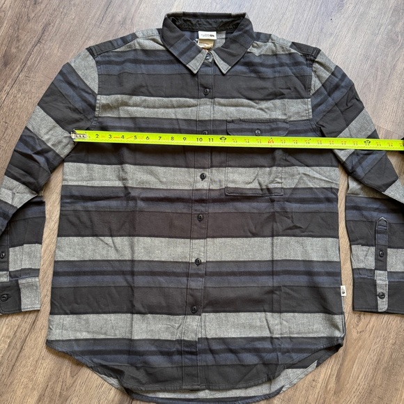 The North Face Women's Berkeley Flannel - Size Medium - New With Tags! - Picture 6 of 9